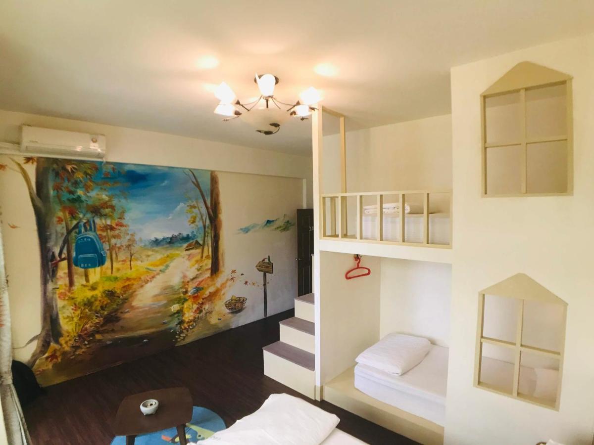 Shining Forest Hostel Kota Hualien Bagian luar foto